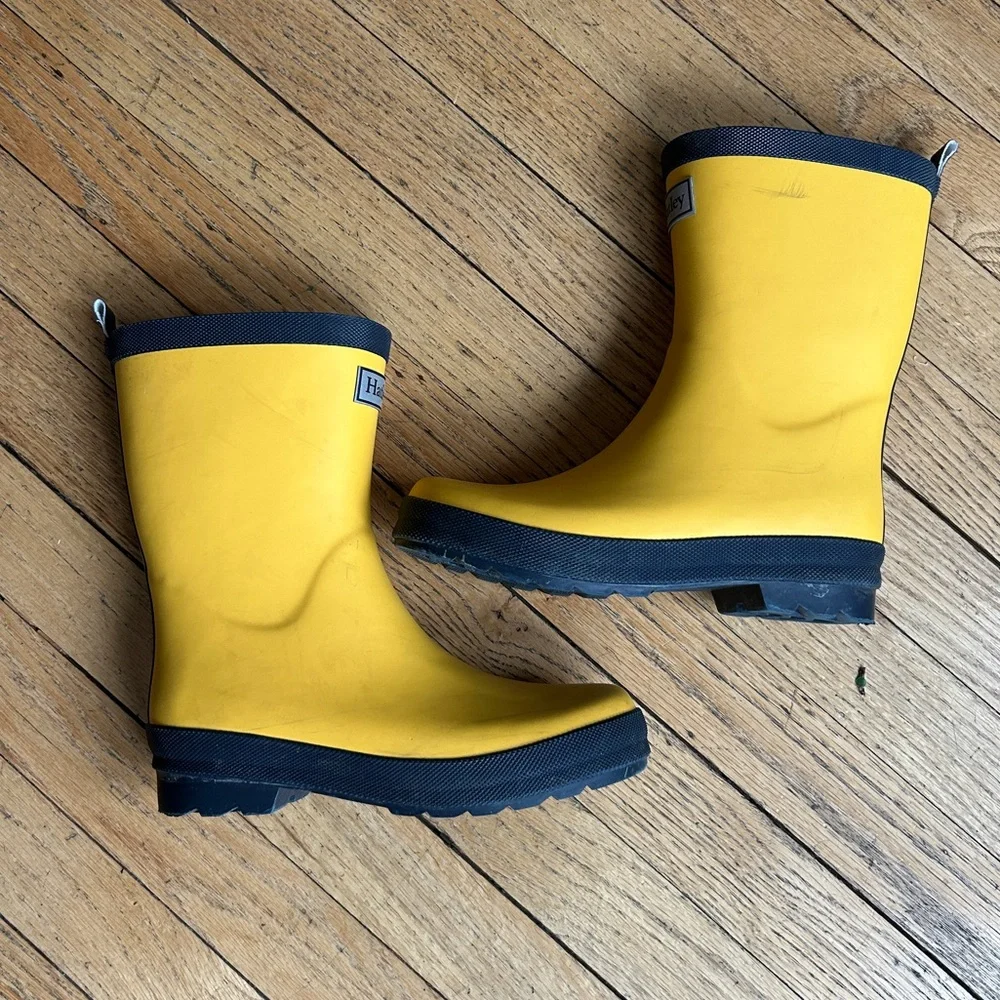 Hatley Matte Yellow Waterproof Rain Boots PVC-Free Rubber Kids 3
